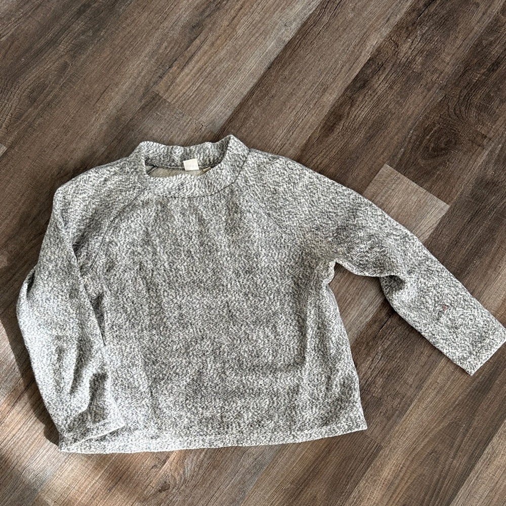 GAP Light Gray Women's Crew Neck Sweater